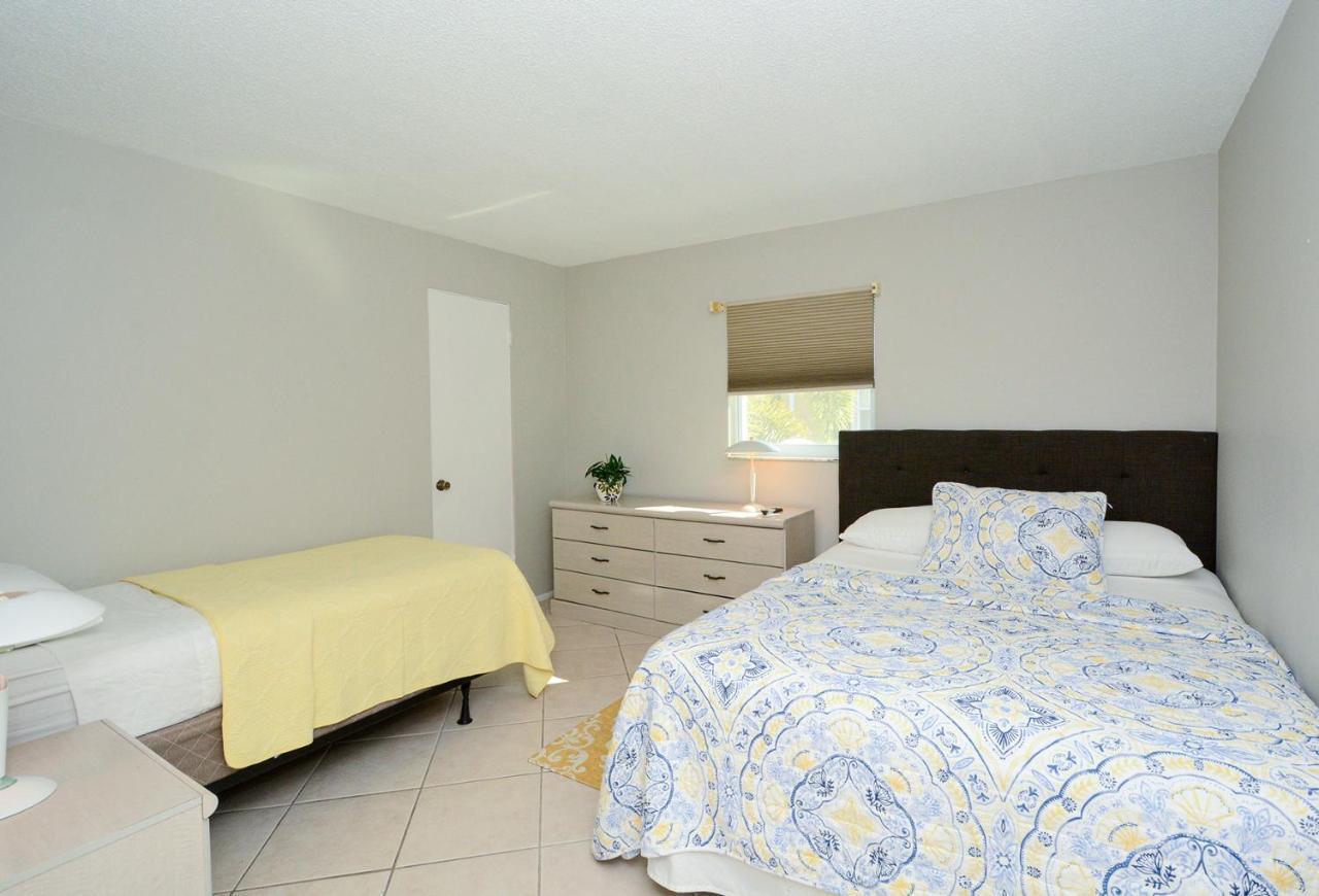 Canal 315 - Right In Siesta Key Village! Exteriör bild
