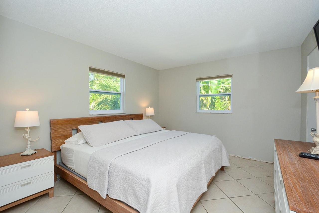 Canal 315 - Right In Siesta Key Village! Exteriör bild